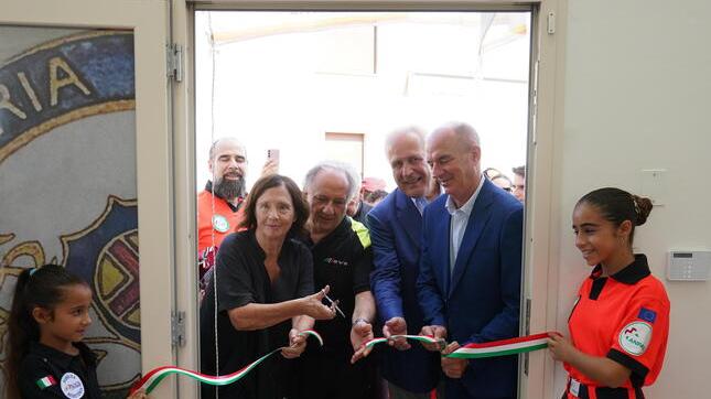 Livorno, festa Svs all'Ardenza. Ecco la nuova sede e un’ambulanza per Roberto Paoletti<br>