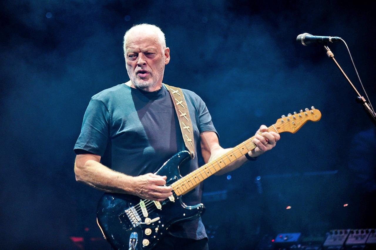 Mandatory Credit: Photo by Roger Goodgroves/REX/Shutterstock (5158276n)
David Gilmour
David Gilmour in concert at The Royal Albert Hall, London, Britain - 23 Sep 2015
