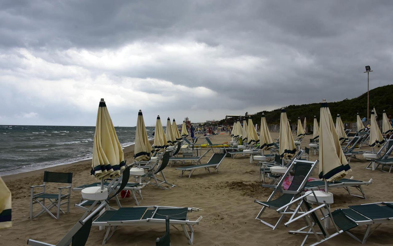 Maltempo in Toscana, in arrivo temporali e grandinate: le zone più a rischio