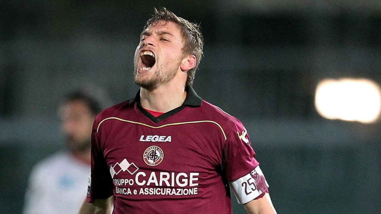 Federico Dionisi nella sua prima vita amaranto (foto archivio)