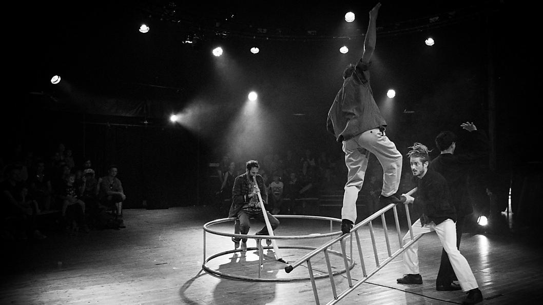 “Presente”, una parola come filo rosso della nuova stagione al teatro Asioli