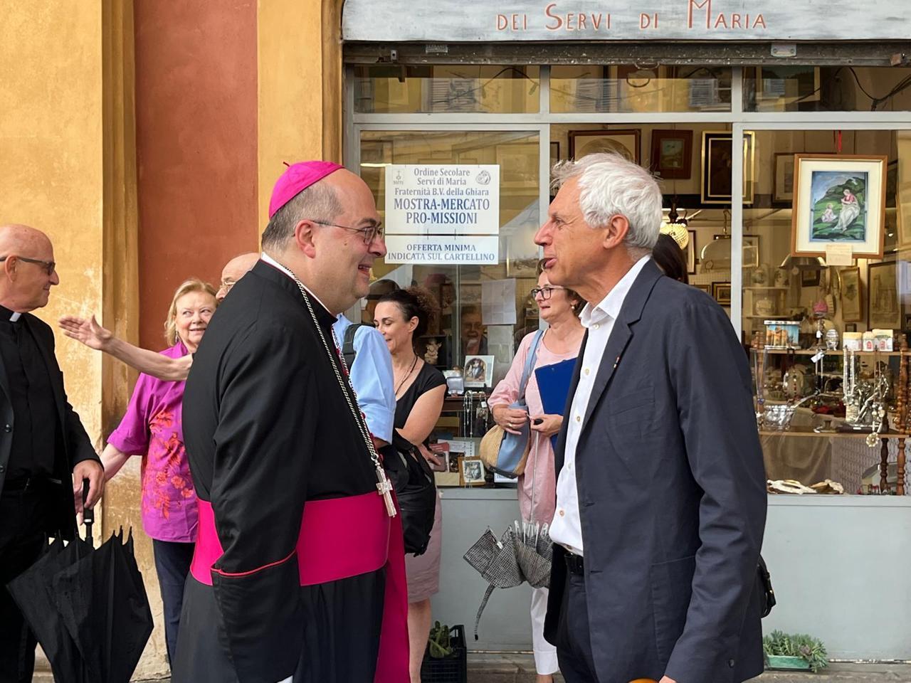 Il vescovo Morandi: «Condividere i doni è lo spirito della festa»