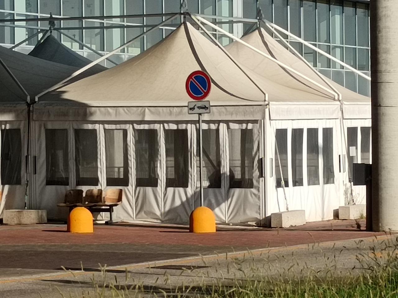 «Domanda di residenza, dal Comune solo no. A Ferrara queste persone costrette a vivere nel limbo»