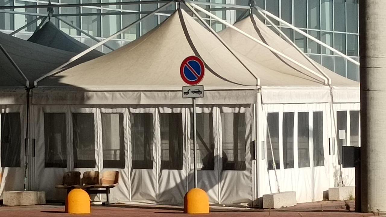 «Domanda di residenza, dal Comune solo no. A Ferrara queste persone costrette a vivere nel limbo»