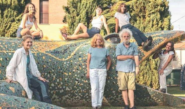 Cento, i restauratori contro i vandali: stavolta tocca alla Lucertola