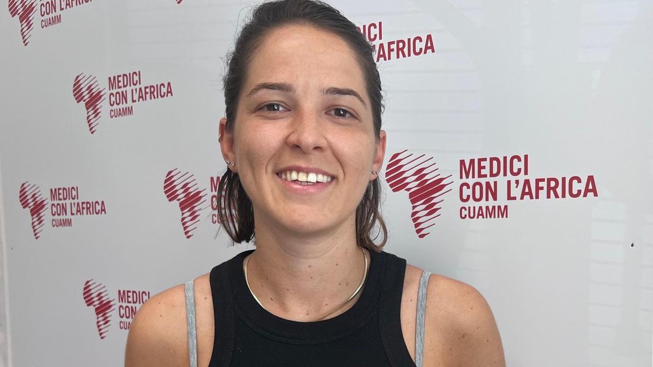Modena, pediatra 29enne parte per l’Africa: «Voglio mettermi a disposizione»