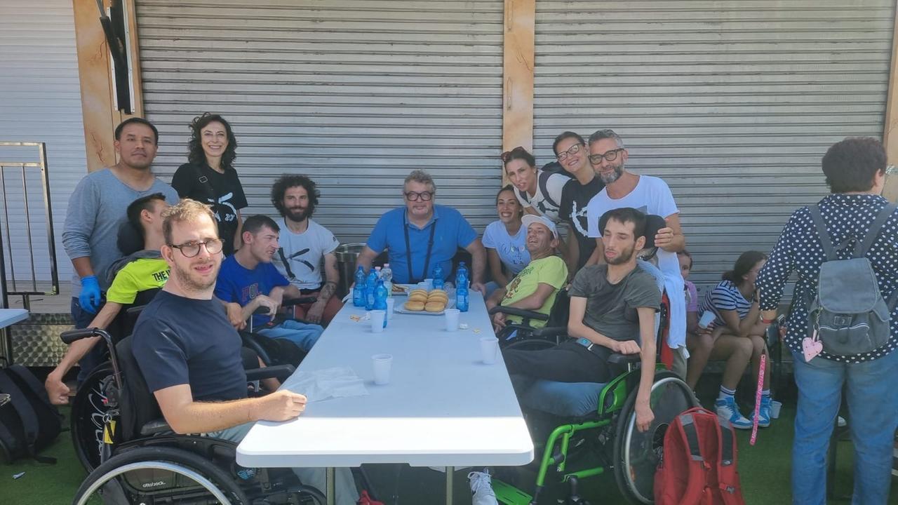 Prato, al Luna park la giornata dedicata ai disabili