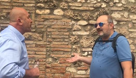 
	Bandecchi e il gesto verso il cittadino

