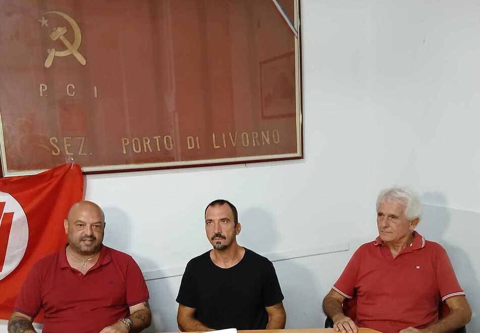 Livorno, l'arena Astra si tinge di rosso: i comunisti toscani nel circolo degli operai - Il porogramma