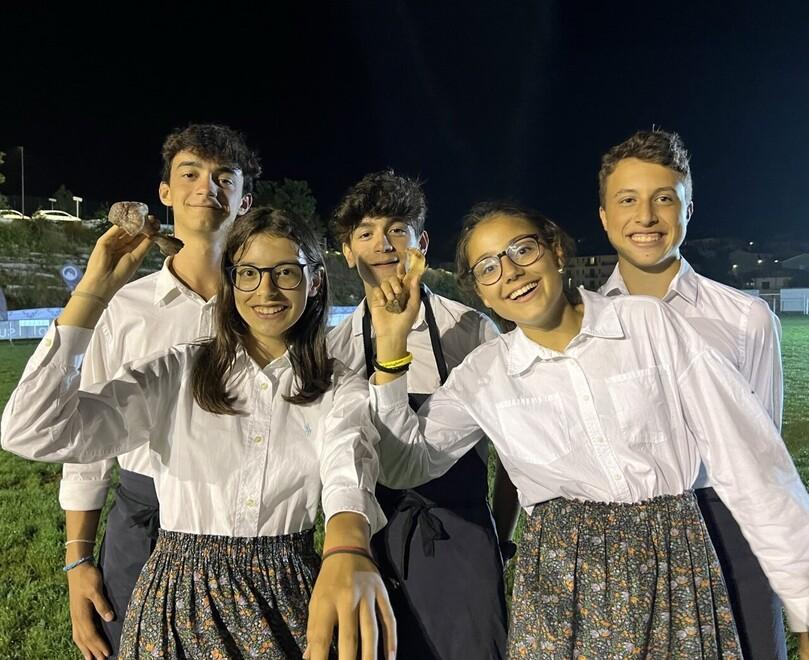 A Castelnovo Monti è tornato il lancio dello stinco, si punta a battere i record