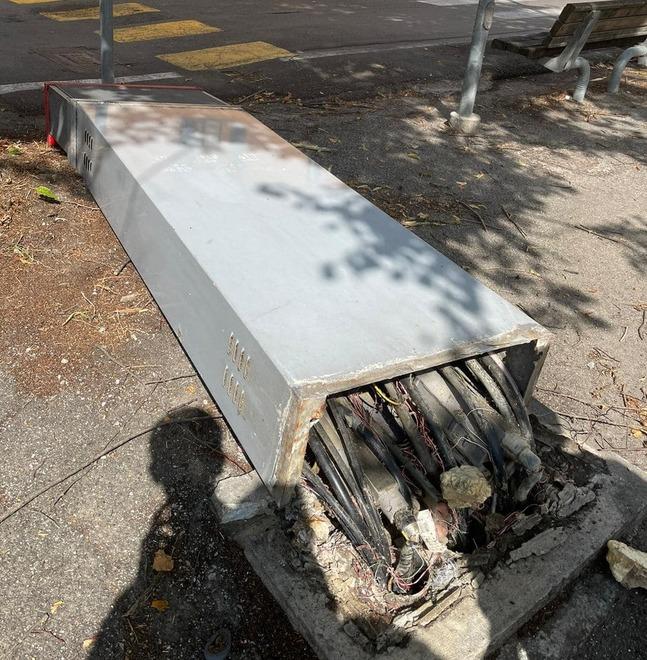 Auto abbatte la centralina: in tilt internet e telefoni