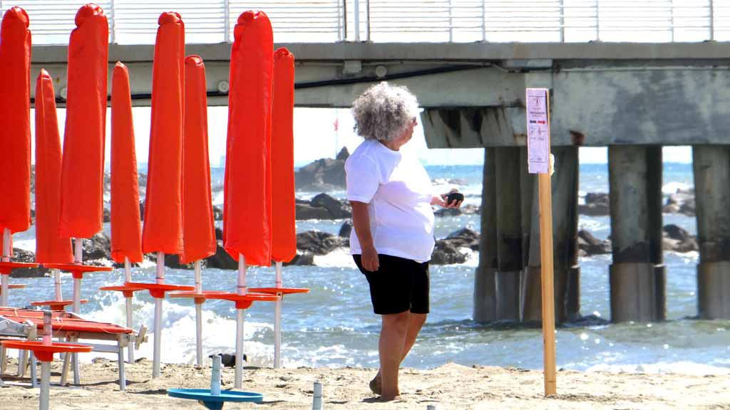 Marina di Massa, revocato il divieto di balneazione