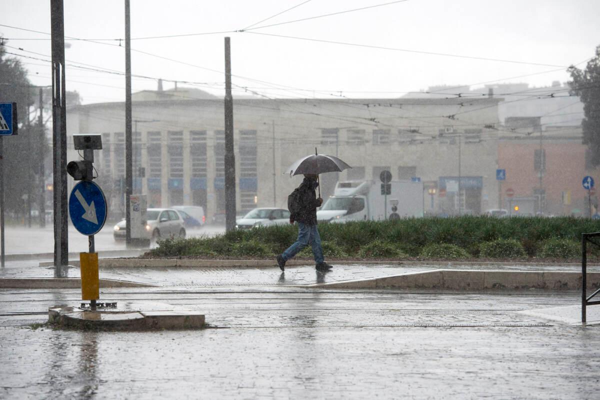 Maltempo, allerta arancione per temporali a Modena e in Emilia Romagna