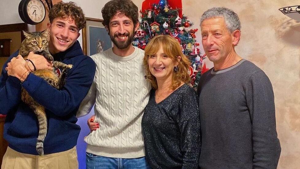 Alessandro Donati (al centro) insieme alla sua famiglia