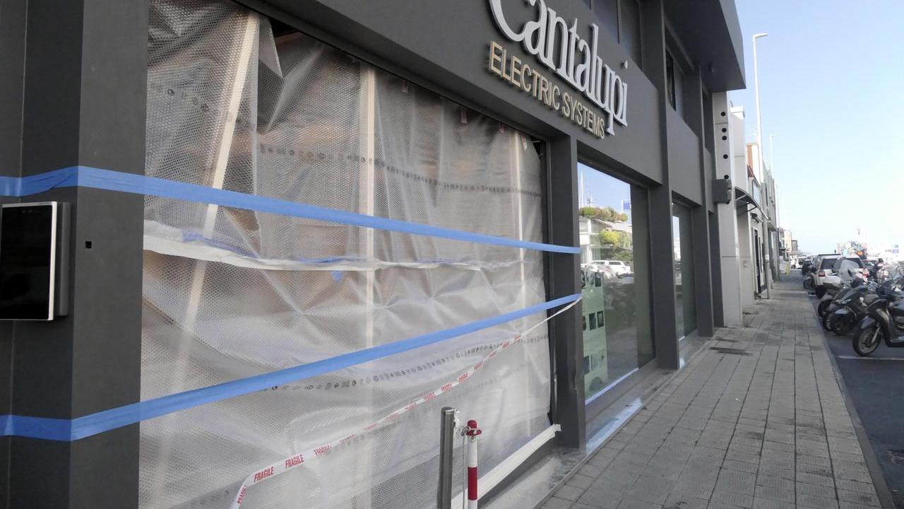 Il punto dove l'auto ha travolto l'uomo (foto Paglianti)