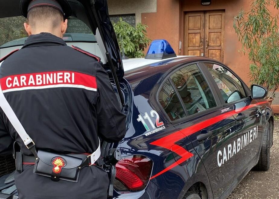 Spinse la moglie incinta giù dalle scale Condannato a 3 anni, va in carcere