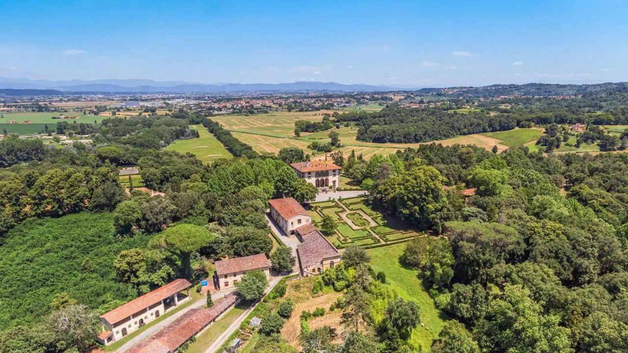 La tenuta Agnelli-Piaggio (foto Lionard Luxury Real Estate)