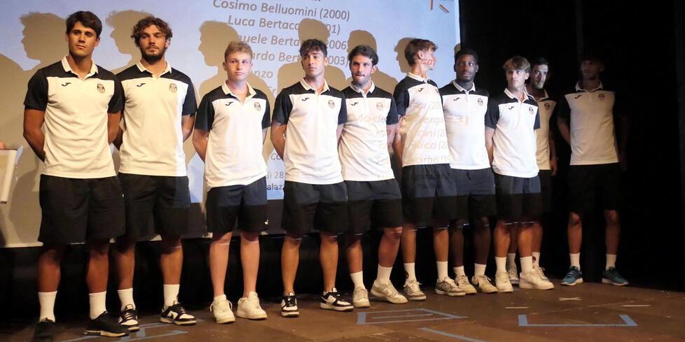 
	La presentazione del Viareggio

