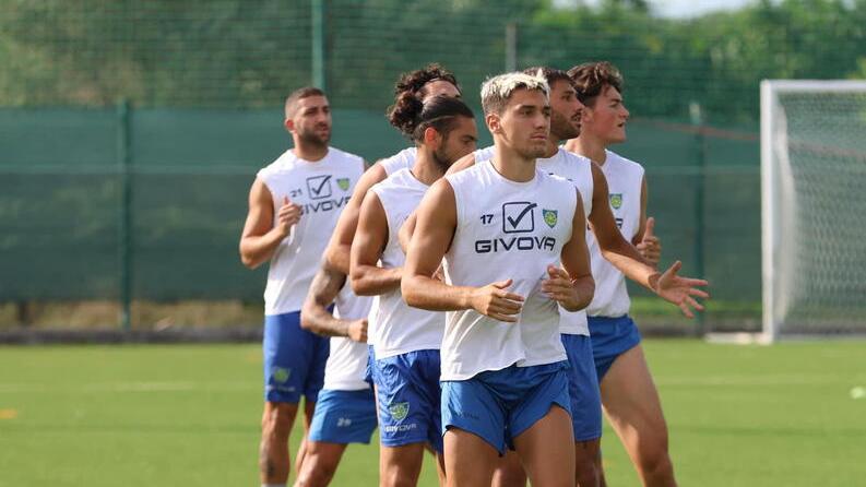 Azzurri in allenamento, si riconoscono Zuelli, Schiavi, Imperiale, Cerri e Coppolaro