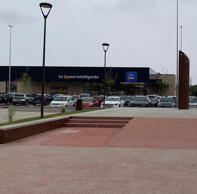 Troppi supermercati in Valdinievole, la Confesercenti attacca: «Fanno chiudere i piccoli negozi»