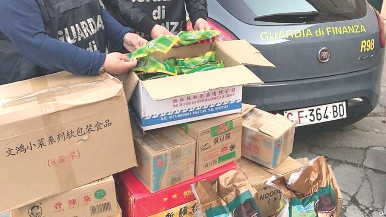 
	Il sequestro di alimenti da parte dei finanzieri

