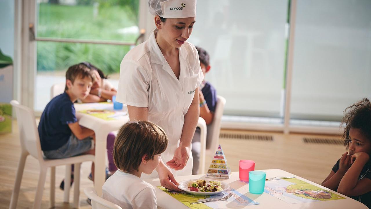 Mensa a scuola promossa da 7 su 10