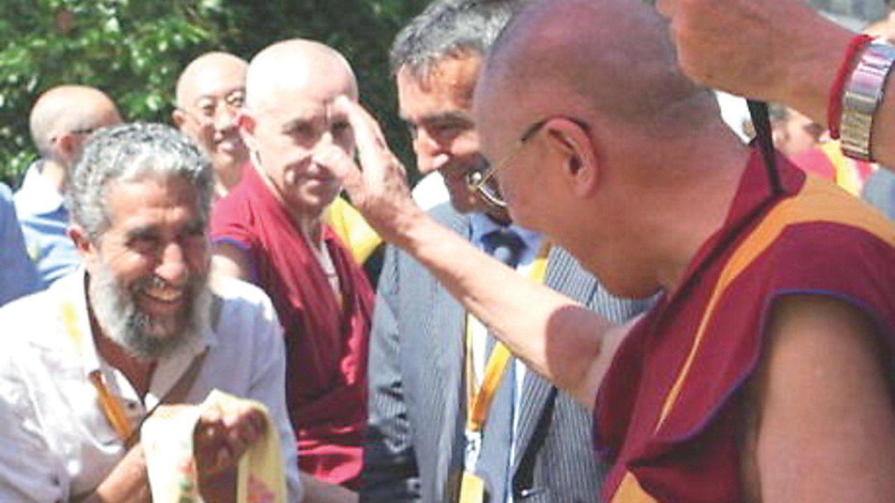 Fausto Pirito durante un incontro col Dalai Lama