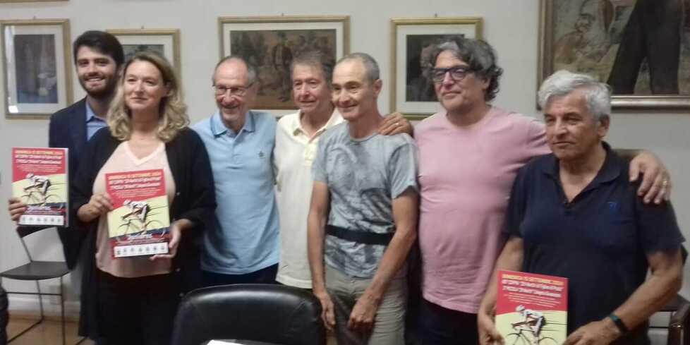 Un momento della presentazione con la sindaca Ilaria Bugetti