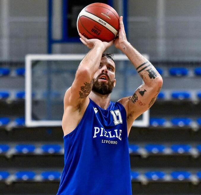 Bonacini tra ponce, motorini e un tifo pazzesco: «Cara Pielle, sei un vero spettacolo»<br>
