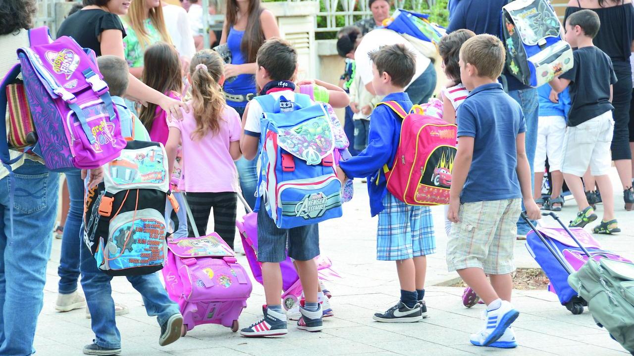 Scuola, si ricomincia. In dieci anni nell’isola “persi” oltre 35mila studenti