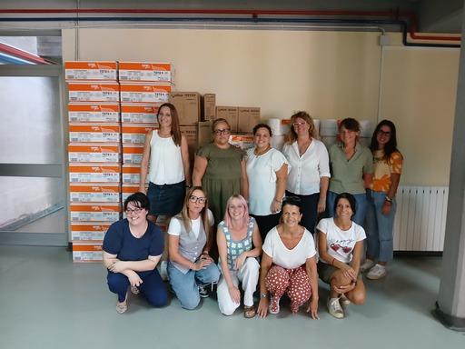 Montecarlo, da Industrie Celtex carta e dispenser per le scuole elementari e medie<br>
