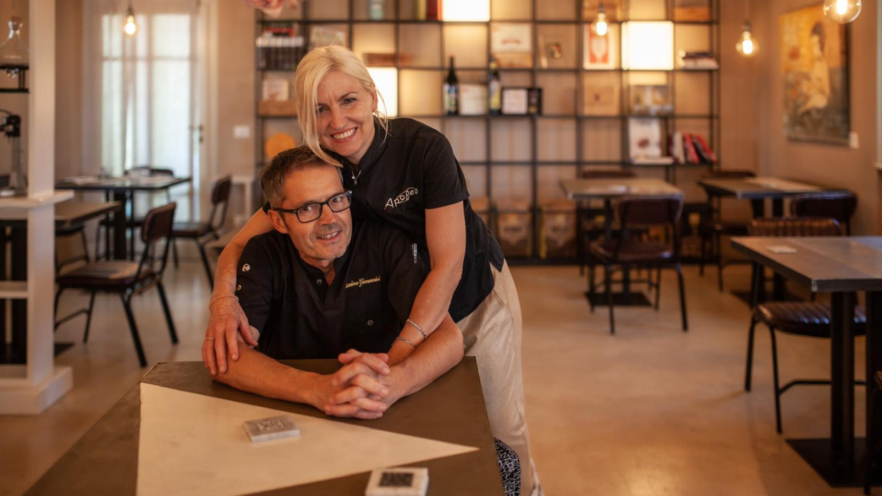Massimo Giovannini e Barbara Boniburini, proprietari e “inventori” della pizzeria Apogeo