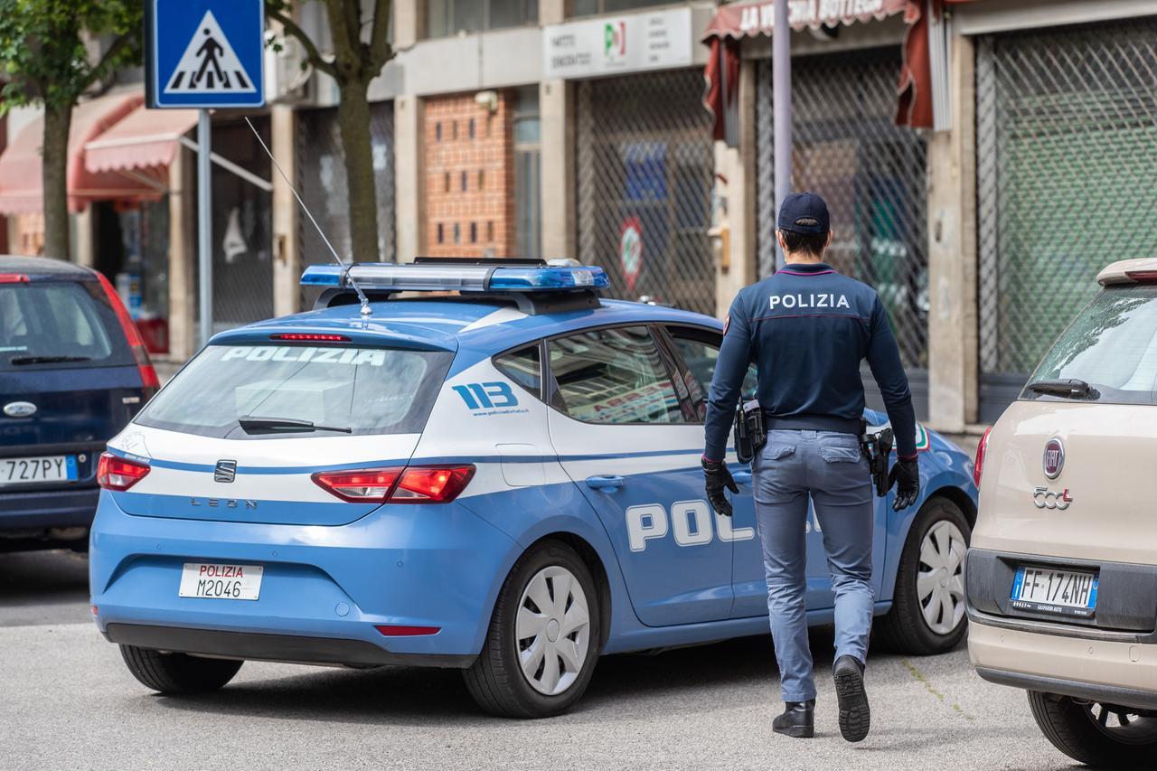 Ferrara, giovane arrestato per spaccio in zona Gad