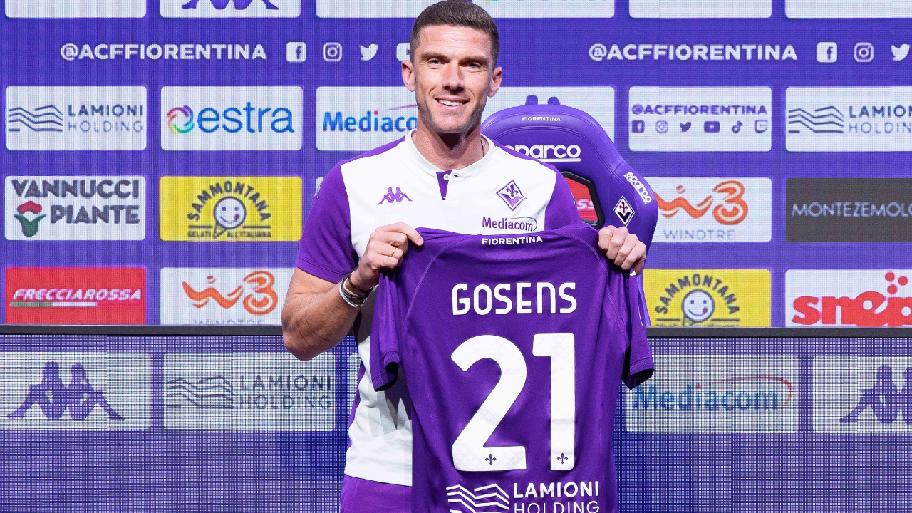 Robin Gosens alla conferenza stampa indetta ieri per la sua presentazione al Viola Park