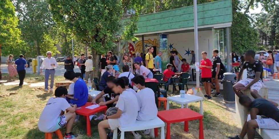 A Reggio Emilia la zona stazione prova a rialzarsi: c’è il Piccolo Festival delle culture