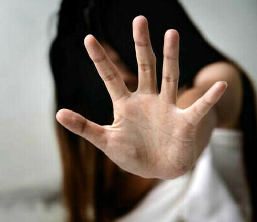 Ferrara, testimonianza shock: «Mi disse che lui non voleva il figlio e che tentò di investirla con l’auto»