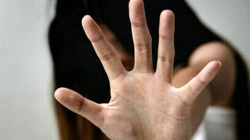 Ferrara, testimonianza shock: «Mi disse che lui non voleva il figlio e che tentò di investirla con l’auto»