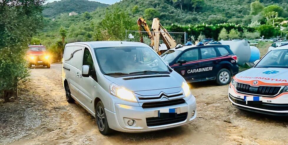 Elba, trovato un cadavere nel bosco: potrebbe essere l'aiuto-cuoco scomparso