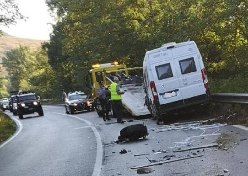 Nuova Estense e via Giardini, troppi incidenti: confronto tra i sindaci