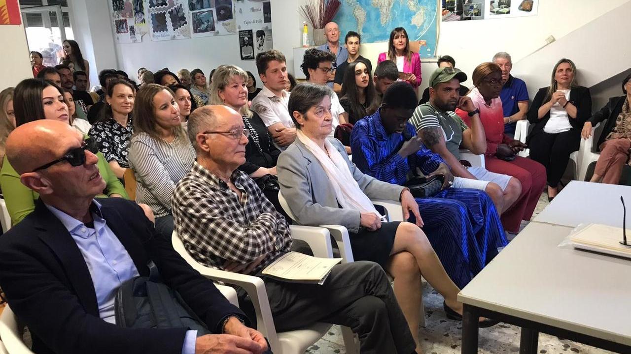 Alcuni degli studenti e dei docenti che hanno partecipato allo scorso anno scolastico