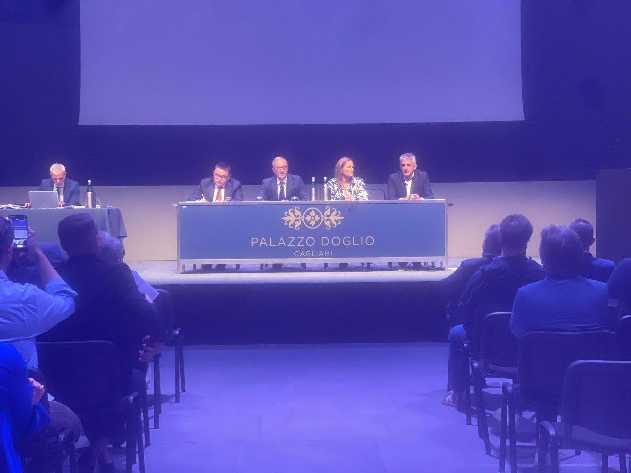 Abbanoa: no all’amministratore unico, sì al Cda
