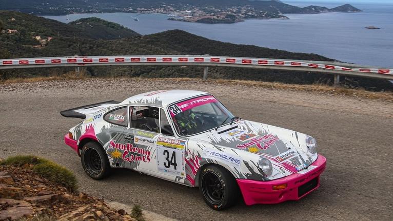 Nella foto un’auto durante una prova del Rallye
storico