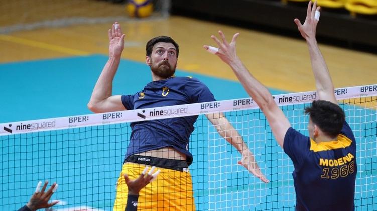 Riecco Anzani: «Ero un leone in gabbia, ora voglio dare tutto per Modena»