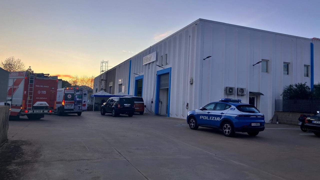 Gravissimo il titolare di una veleria investito da un mezzo pesante nella zona industriale di Olbia