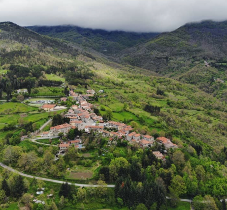 
	Corezzo (foto Pro Loco Corezzo)

