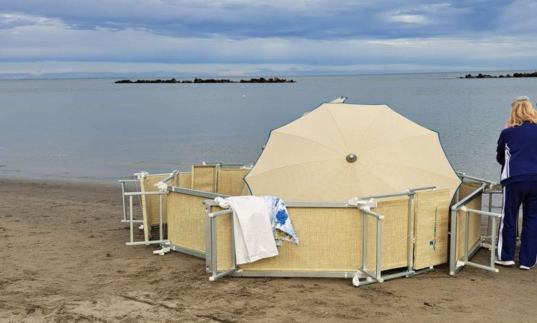 Lido Pomposa, malore in mare: muore 65enne