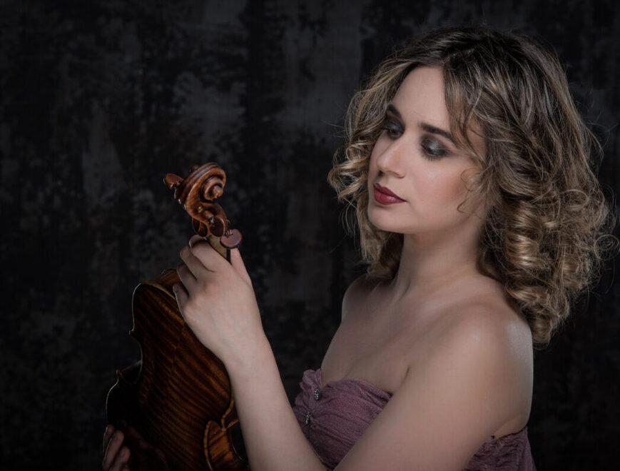 La violinista Anna Tifu protagonista in nome di Bosso