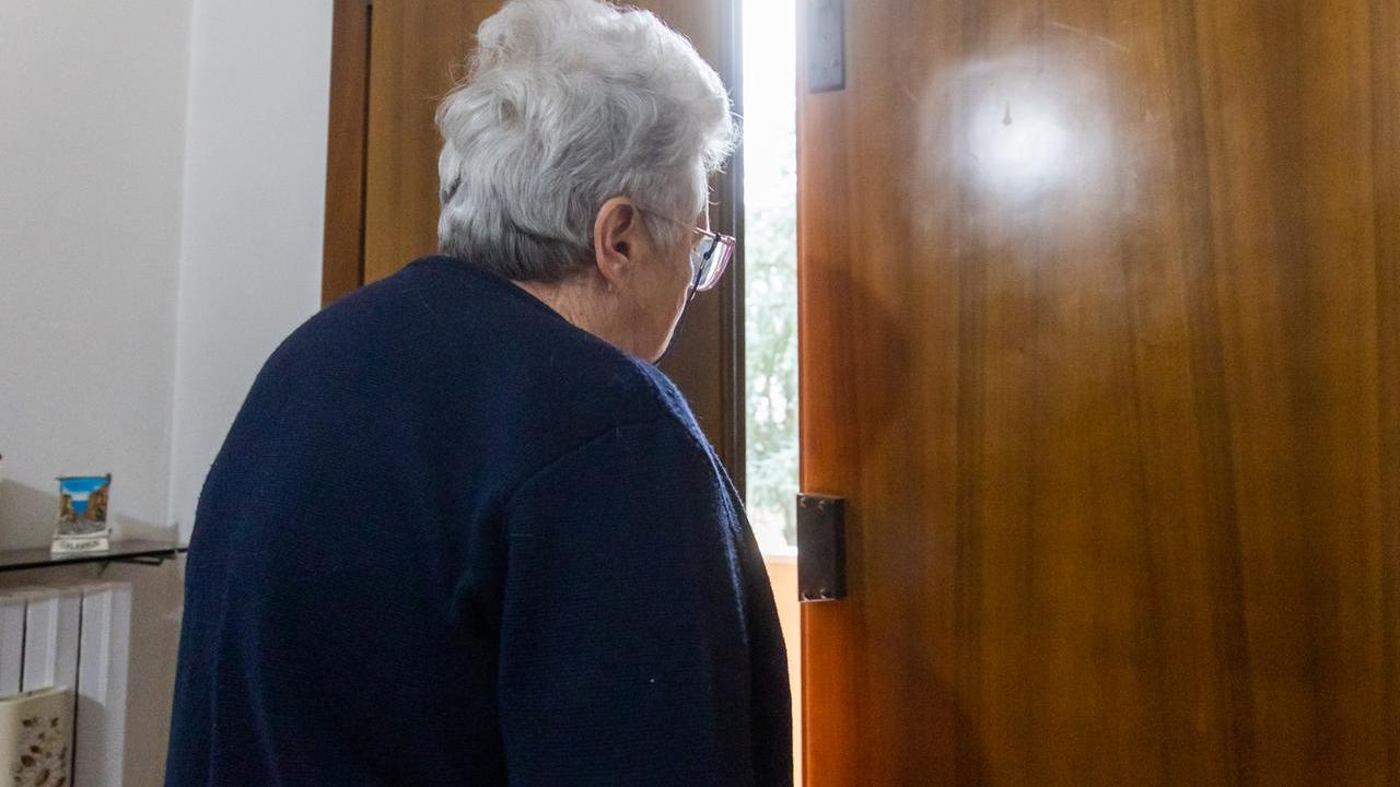 Finta perdita di gas, anziani durubati