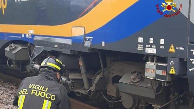 Treni soppressi per il deragliamento di Novellara: fino a mercoledì alcune corse sui bus