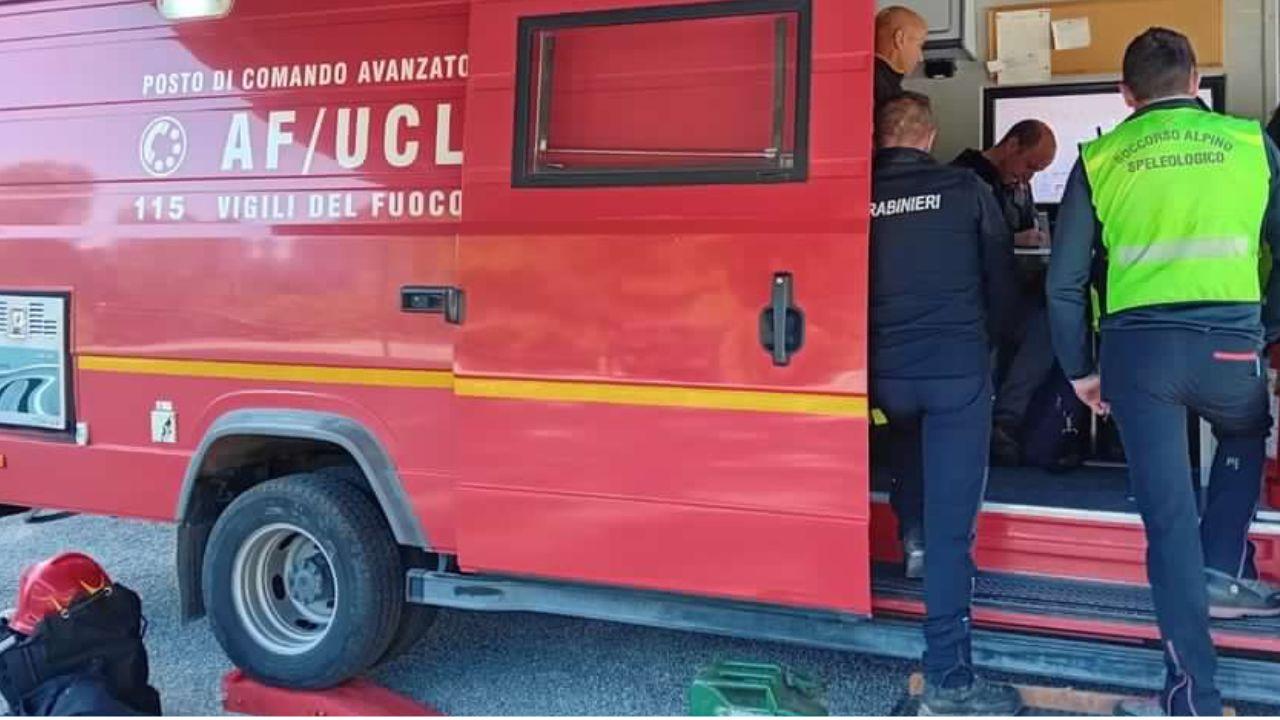 Forze dell'ordine sul luogo del ritrovamento